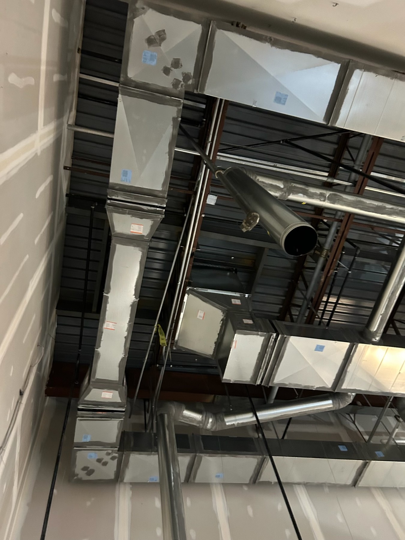 Custom commercial ductwork detail