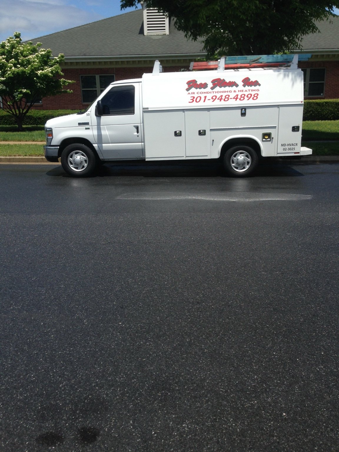 Free Flow Inc. service truck